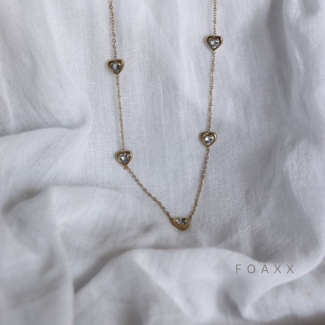 Ariana Golden Heart Necklace