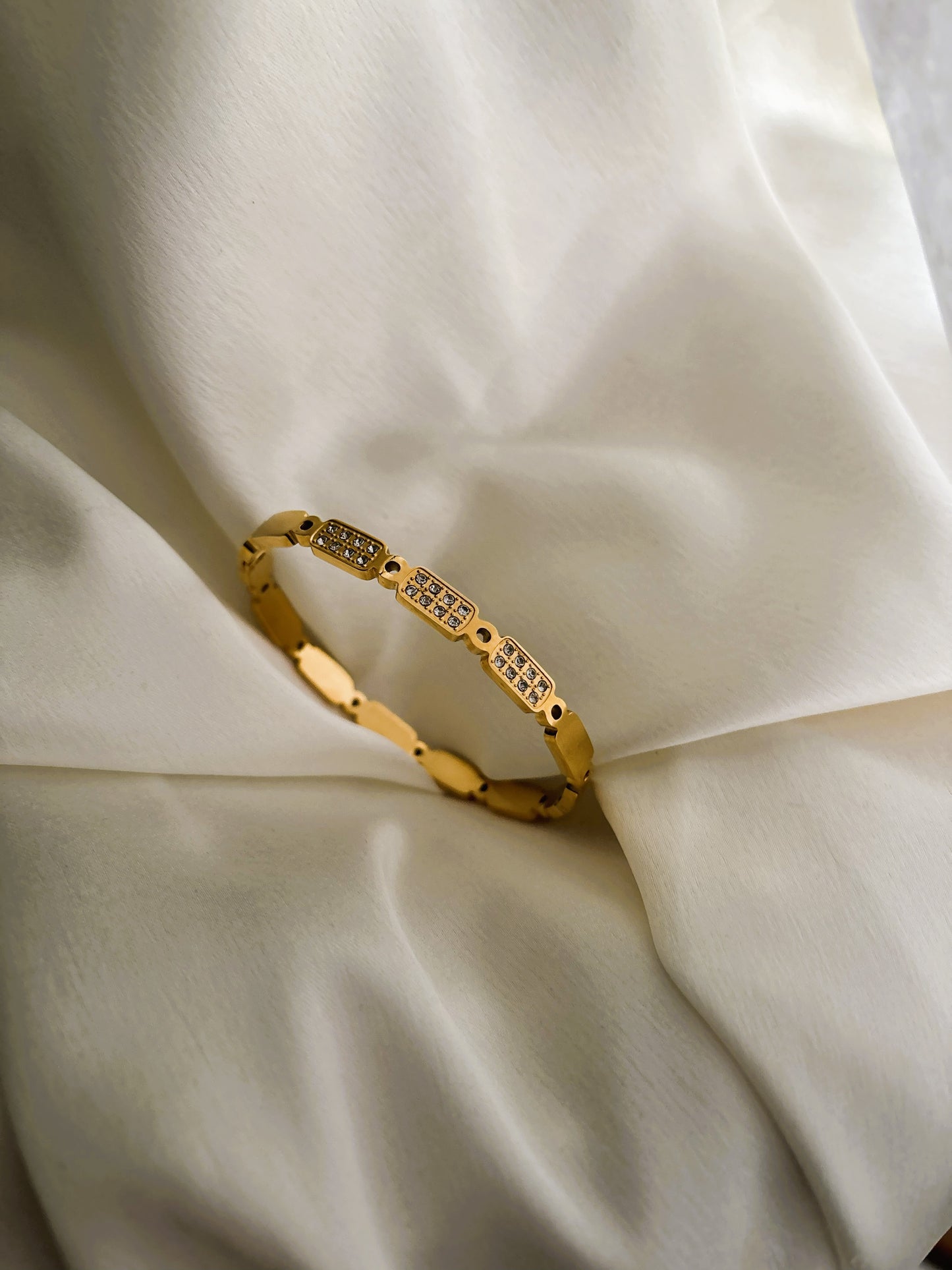 Amara Spark Bangle Bracelet