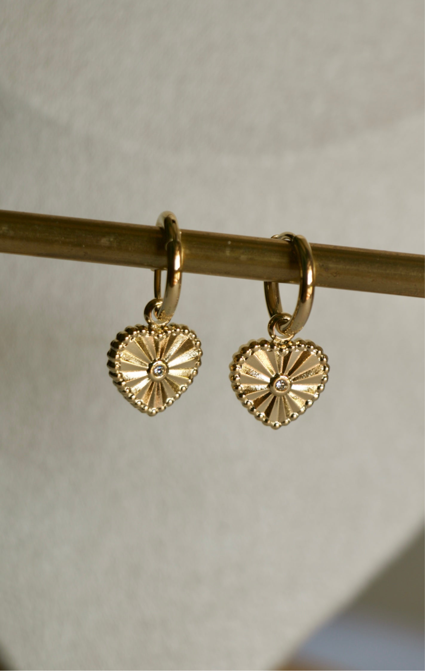 Bella Zircon Heart Hanging Earrings