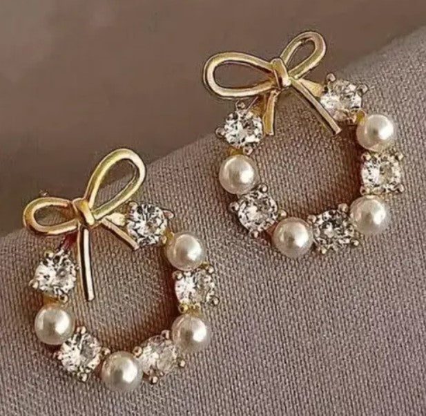 Rhinestone Pearl Bow Wreath Earrings