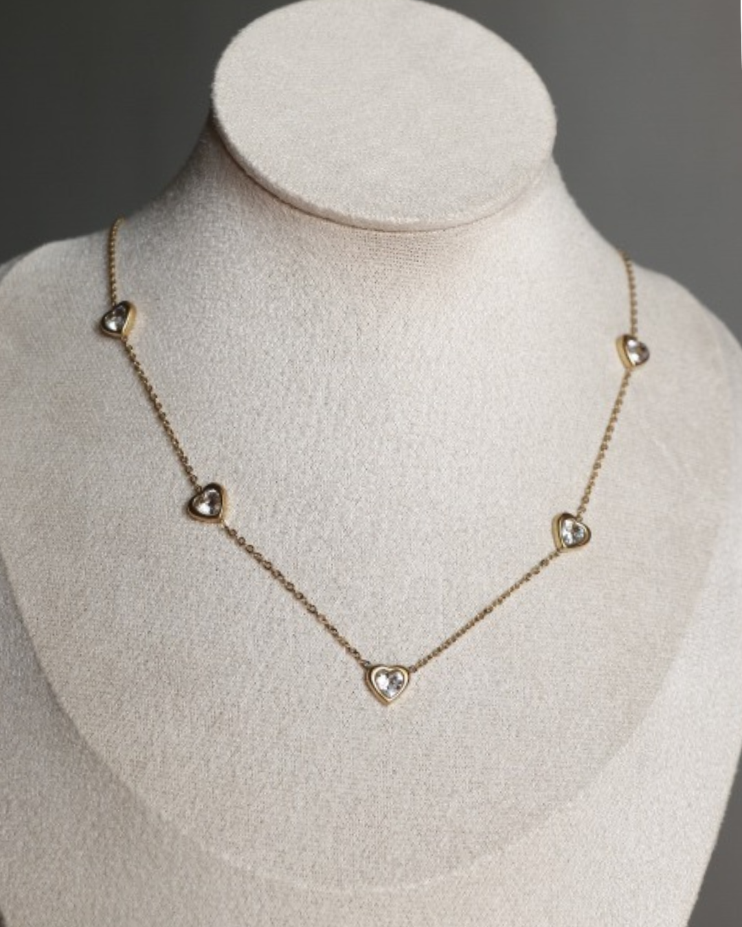 Ariana Golden Heart Necklace