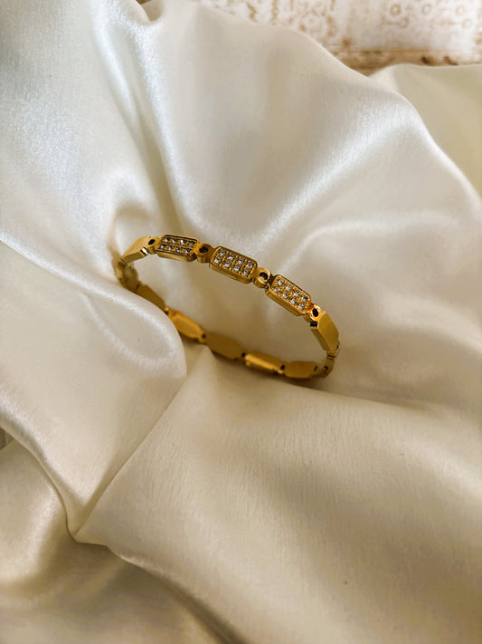 Amara Spark Bangle Bracelet