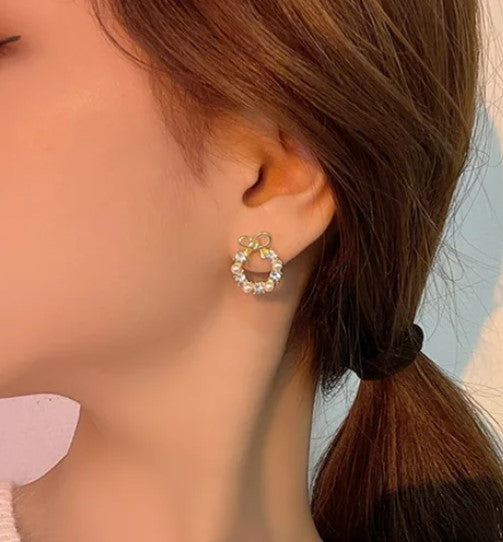 Rhinestone Pearl Bow Wreath Earrings