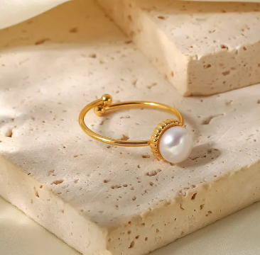 Pearl Ring